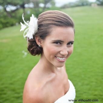 Accesorios para el cabello para bodas en la playa