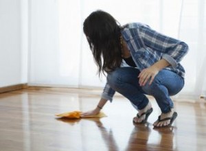 Cómo quitar las marcas de desgaste de los pisos de madera