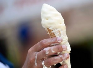 Científicos japoneses inventan helado que no se derrite 