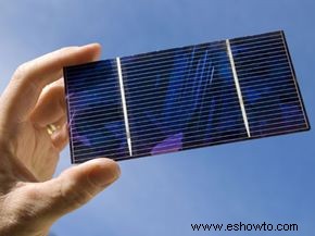 Cómo funcionan las mochilas con energía solar 