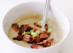 Receta de sopa cremosa de papas y tallos de brócoli 