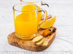 Este té casero de 2 ingredientes aplanará tu barriga antes del verano 