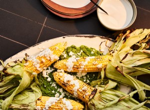 Elote Con Mole Verde 