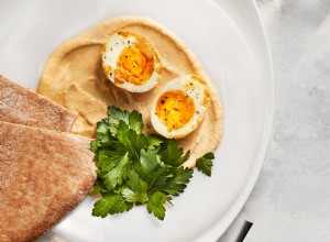 Desayuno de huevo duro salteado 