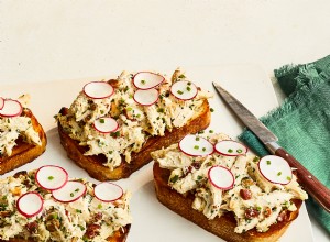 Tartines De Ensalada De Pollo A Las Hierbas 