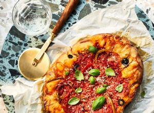 Pizza de plato hondo en olla de cocción lenta 