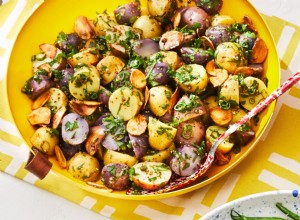 Ensalada De Papas Con Ajo Y Hierbas 