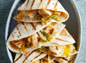 Quesadillas de pollo con queso y chile 