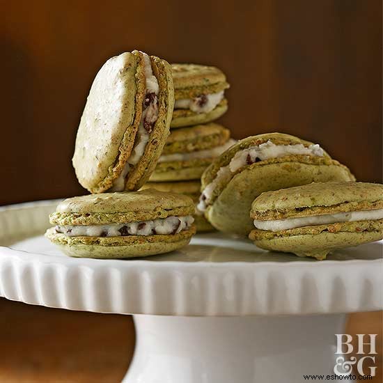 Macarons De Pistacho Con Crema De Cannoli 