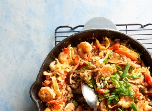 Arroz con colirrábano frito con gambas 