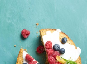 Pastel volcado de semillas de amapola y limón 