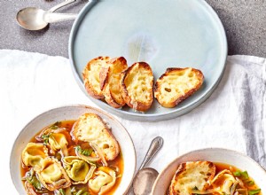 Sopa De Espinacas Y Cebolla Francesa Con Tortellini 