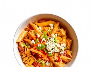 Pasta con pollo al búfalo 