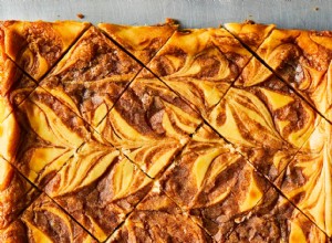 Barras de pastel de queso con rollo de canela 