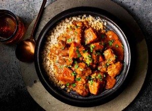 Cordero, camote y coco al curry mafé