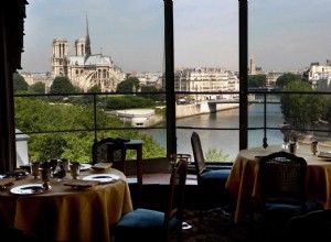 Restaurantes legendarios de París que están a la altura de las expectativas