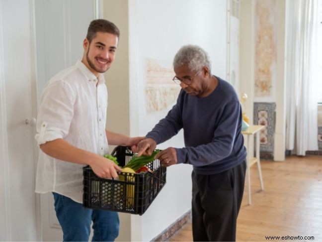 5 cosas que su familia puede hacer para ayudar a otros en necesidad